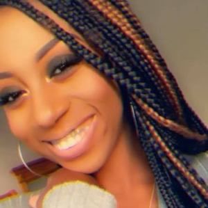 Meet your Posher, Zanelle